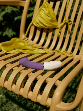 LELO: Gigi 3, App-Controlled G-Spot Vibrator, plum