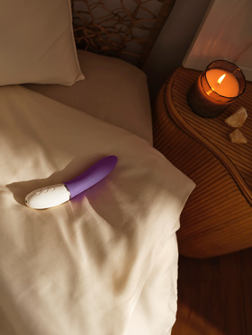 LELO: Liv 3, App-Controlled G-Spot Vibrator, plum